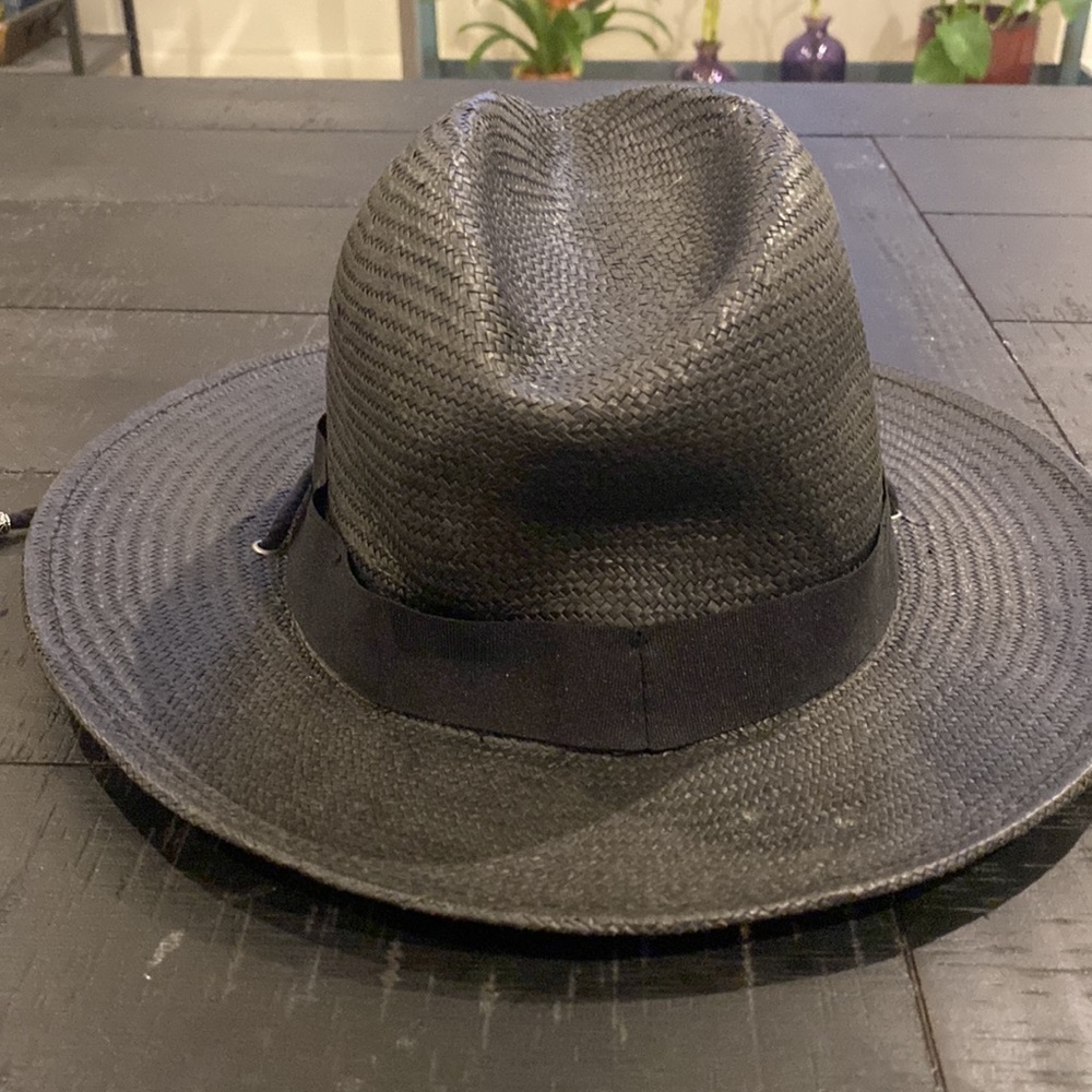 Host Pick 🎉💕Roxy M/L Black Beach Boho Vacation Straw Hat Tassel​​ - Picture 5 of 9